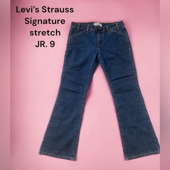 Levi Strauss signature womens 9 - Picture 1 of 3